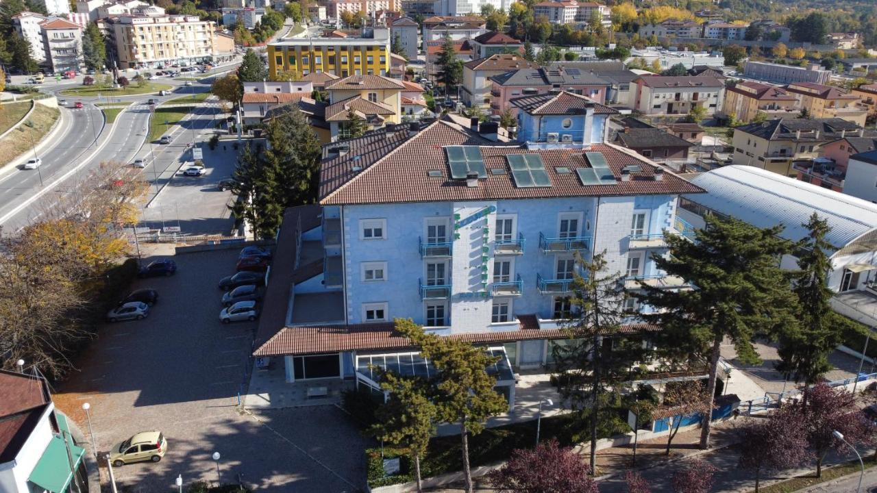 Hotel Azzurro LʼAquila Esterno foto