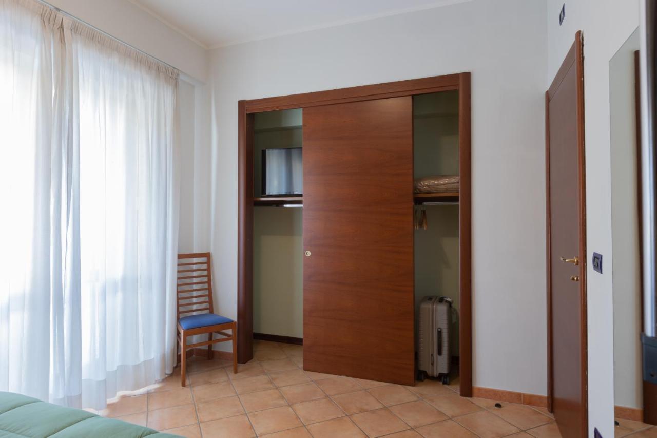 Hotel Azzurro LʼAquila Esterno foto