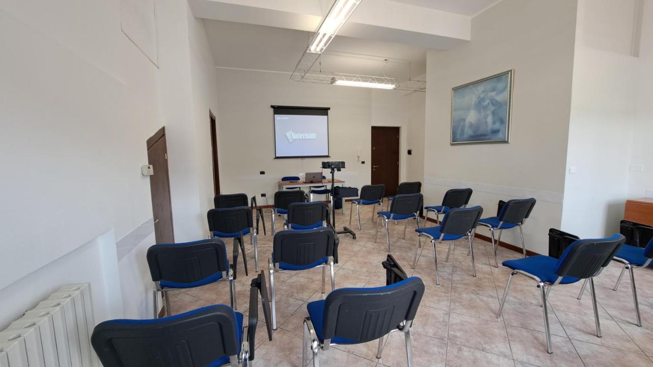 Hotel Azzurro LʼAquila Esterno foto