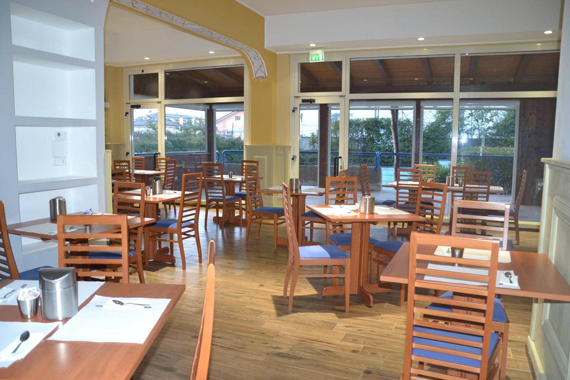 Hotel Azzurro LʼAquila Esterno foto